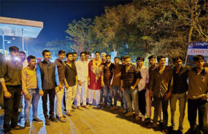 विशु अजमानी के नेतृत्व में युवाओं ने किया भिलाई विधायक देवेन्द्र यादव का भव्य स्वागत