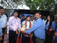 मधुमक्खी पालन से बढ़ेगी किसानों की आमदनी