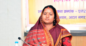 महिलाओं को आर्थिक रूप से स्वावलंबी बनाने के लिए महिला कोष की योजनाओं का विस्तार जरूरी : मंत्री लक्ष्मी राजवाड़े