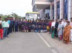 सरगुजा ओलंपिक के लिए सूरजपुर के 410 खिलाड़ी होंगे शामिल, जिला पंचायत सीईओ ने बस को हरी झंडी दिखाकर किया रवाना