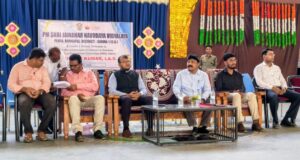 सम्मानित होकर डोंगरगढ़ लौटे उप प्राचार्य संजय कुमार मंडल, नवोदय विद्यालय में किए कई विकास कार्य