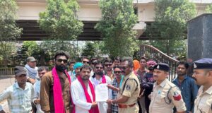अजीत जोगी युवा मोर्चा के प्रदेश अध्यक्ष शमसुल ने घेरा पुलिस अधीक्षक कार्यालय