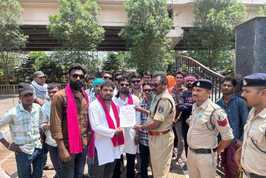 अजीत जोगी युवा मोर्चा के प्रदेश अध्यक्ष शमसुल ने घेरा पुलिस अधीक्षक कार्यालय