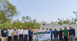विश्व पर्यावरण दिवस पर उज्जीवन स्मॉल फाइनेंस बैंक ने चलाया वृक्षारोपण एवं स्वच्छता अभियान