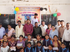 डिलापहरी स्कूल में शाला प्रवेश उत्सव, तिलक लगाकर हुआ नवप्रवेशी बच्चों का स्वागत