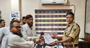 मुहर्रम में शेर बनने, बाजा-धुमाल और हथियार प्रदर्शन पर रोक की मांग, मुस्लिम समाज ने सौंपा ज्ञापन
