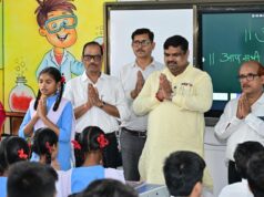 शाला प्रवेश उत्सव में स्कूल शिक्षा मंत्री गजेन्द्र यादव ने किया स्मार्ट क्लास का लोकार्पण, बच्चों संग प्रार्थना एवं मंत्रोच्चारण में हुए शामिल