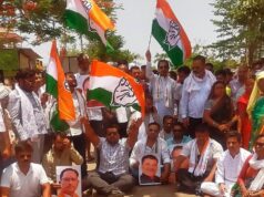 जलसंकट पर कांग्रेस का प्रदर्शन, महिलाओं ने सड़क पर फोड़ी मटकी