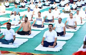 ऋषि-मुनियों की अमूल्य विरासत है योग, इसे जीवन का हिस्सा बनाएं : विजय शर्मा