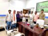 रेलवे स्टेशन पर जीवनदान सेवा संस्था की रात्रिकालीन नि:शुल्क जल सेवा संपन्न, स्टेशन मास्टर का किया गया सम्मान
