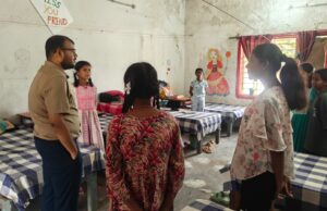 छात्रावासों में लापरवाही पर सख्त कार्रवाई, भृत्य और अधीक्षक निलंबित