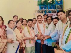 मड़ोदा में भाजपा झुग्गी झोपड़ी प्रकोष्ठ द्वारा ‘मन की बात’ कार्यक्रम का हुआ सामूहिक श्रवण, पद्मश्री राधेश्याम बारले सहित विभिन्न समाजसेवियों का किया गया सम्मान