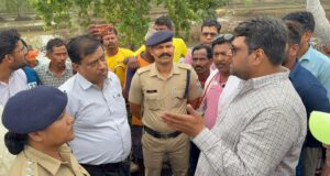 पहली बारिश में बह गया भ्रष्टाचार का पुल, दोषियों पर एफआईआर हो : जितेंद्र मुदलियार