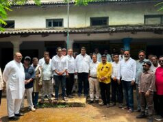 टांकापारा स्कूल में कीचड़ से गुजरने की मजबूरी, जर्जर भवन की छत से टपक रहा पानी : जितेन्द्र मुदलियार