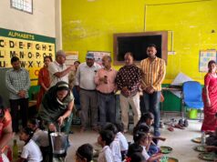 दुर्ग शहर में स्कूली बच्चों के लिए जिले में पहला न्योता भोजन जन समर्पण सेवा सँस्था ने कराया