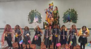 गुप्त नवरात्र पर्व नवमी में माता जी का अभिषेक आरती करके कराया गया कन्याभोज