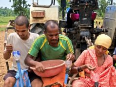 कृषि विभाग के सहयोग से कम लागत में आधुनिक बुवाई का सफल मॉडल बना किसानों के लिए प्रेरणा