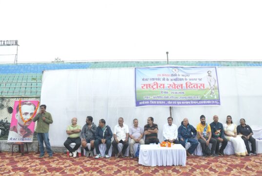 मेजर ध्यानचंद जयंती पर निकला खिलाड़ियों का हुजूम, नई प्रतिमा और नए एस्ट्रोटर्फ की मिली सौगात
