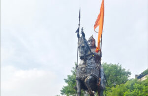 वीर शिरोमणि महाराणा प्रताप की प्रतिमा पर स्थापित किया भगवा ध्वज, जीर्णोद्धार के लिए निगम को पत्र लिखने की तैयारी