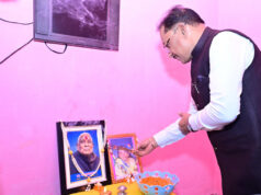 मुख्यमंत्री श्री विष्णुदेव साय ने मीसाबंदी स्वर्गीय श्री शिवबालक साव को दी श्रद्धांजलि
