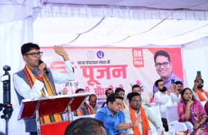 लारा में विकास कार्यों को मिली नई गति, शेड और मंगल भवन निर्माण का हुआ भूमिपूजन