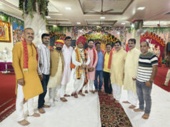 ॐ ऐं ह्रीं क्लीं चामुण्डायै विच्चे यह नवअक्षरी मंत्र देवी का सबसे प्रसिद्ध मूल मंत्र है, जो समस्त सिद्धियां और कल्याण प्रदान करता है : राजीव कृष्ण