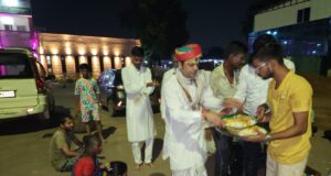 दुर्ग में आए हुए प्रसिद्ध कथा वाचक गोवत्स पंडित राजीव कृष्ण महाराज ने जन समर्पण सेवा संस्था दुर्ग के सेवाभावी कार्यो की प्रशंसा की