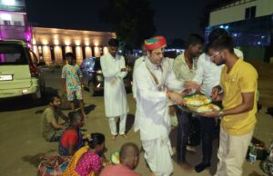 दुर्ग में आए हुए प्रसिद्ध कथा वाचक गोवत्स पंडित राजीव कृष्ण महाराज ने जन समर्पण सेवा संस्था दुर्ग के सेवाभावी कार्यो की प्रशंसा की